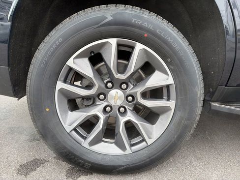 Used 2021 Chevrolet Tahoe LT w/ LT Signature Package RWD image 14