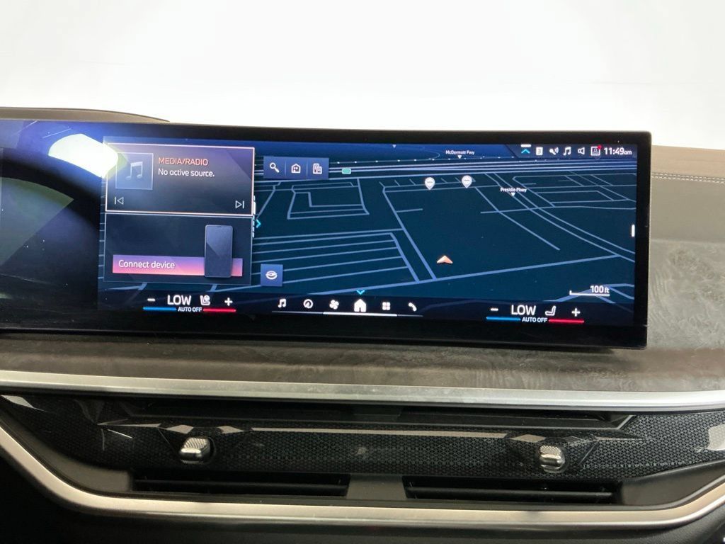 Certified 2024 BMW X5 xDrive40i w/ Premium Package AWD/4WD image 11