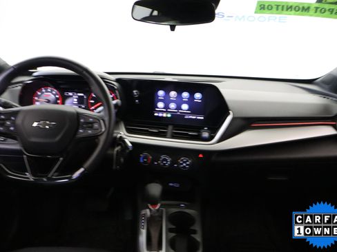 Used 2024 Chevrolet Trax RS w/ Sunroof Package image 15