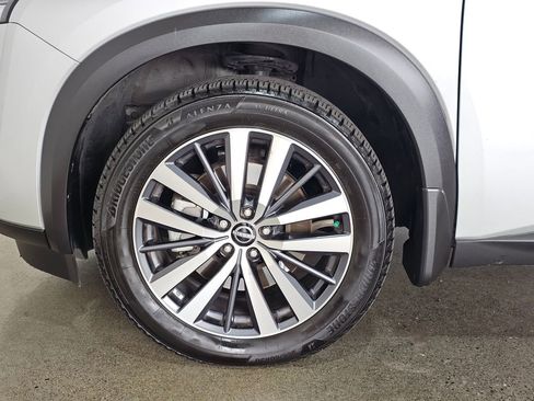 Used 2022 Nissan Pathfinder Platinum w/ Cargo Package image 8