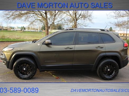 Used 2014 Jeep Cherokee Trailhawk w/ Cold Weather Group image 7