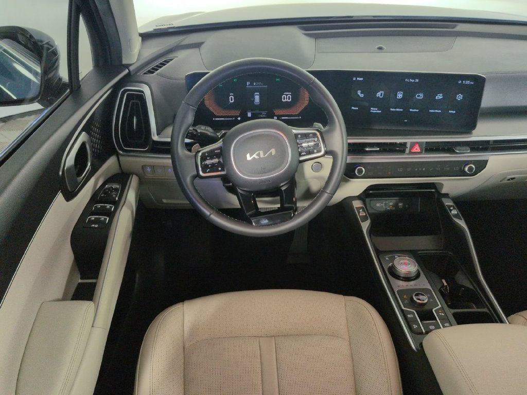 Used 2025 Kia Sorento EX AWD/4WD image 22