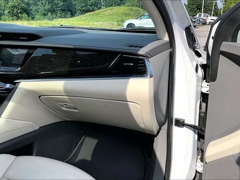 Used 2021 Cadillac XT6 Premium Luxury FWD image 27