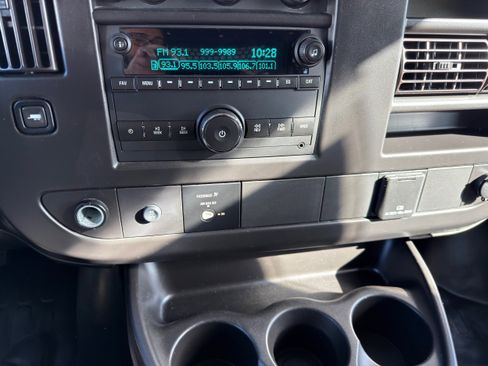 Used 2024 GMC Savana 2500 w/ Driver Convenience Package image 29