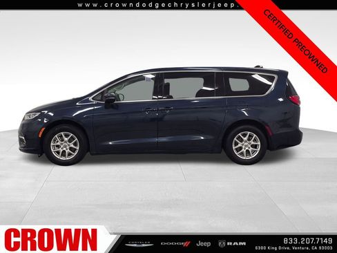 Certified 2023 Chrysler Pacifica Touring-L FWD image 4