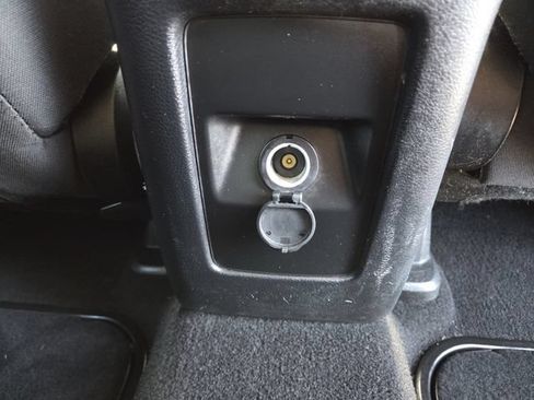 Used 2019 Dodge Journey SE w/ Blacktop Package FWD image 13