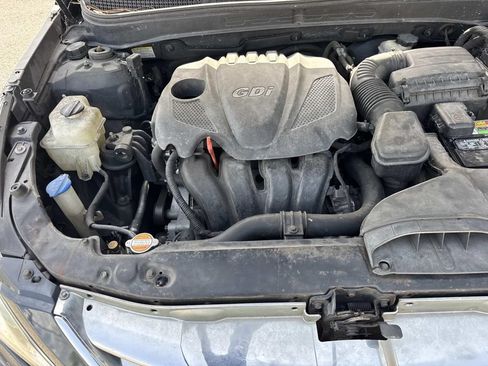 Used 2011 Hyundai Sonata Limited w/ Navigation Pkg 5 FWD image 3