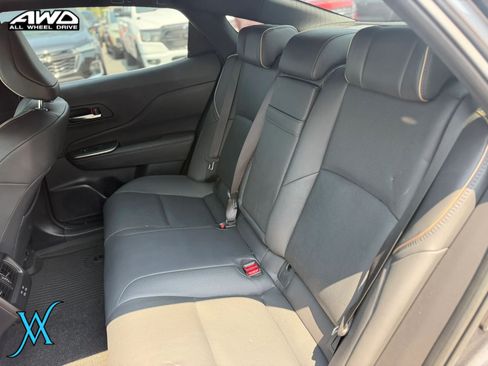Used 2023 Toyota Crown AWD/4WD image 18