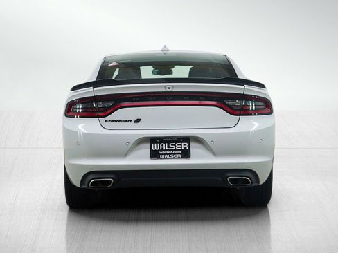 Used 2020 Dodge Charger SXT w/ Plus Group image 4