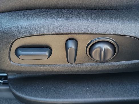 Used 2024 Chevrolet Blazer LT image 18