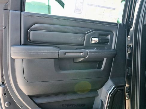 Used 2024 RAM 5500 4x4 Crew Cab image 31