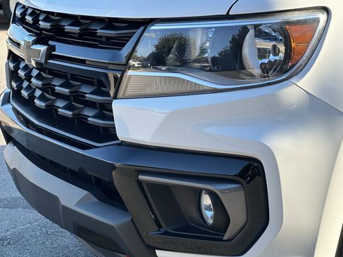 Used 2022 Chevrolet Colorado LT w/ Redline Special Edition image 6