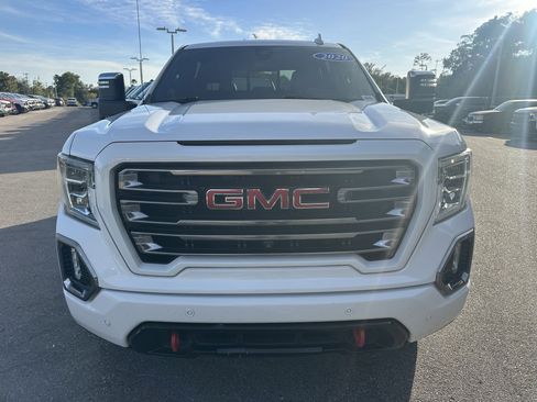 Used 2020 GMC Sierra 1500 AT4 w/ AT4 Premium Package image 3