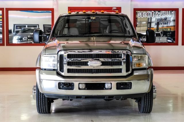 Used 2007 Ford F550 4x4 Crew Cab Super Duty image 9