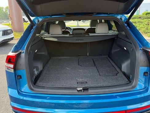 Used 2024 Volkswagen Atlas Cross Sport SEL R-Line image 12