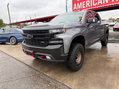 Used 2021 Chevrolet Silverado 1500 LT Trail Boss w/ Convenience Package II image 4