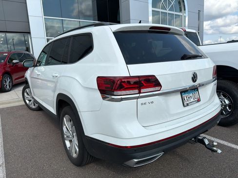 Used 2023 Volkswagen Atlas SE AWD/4WD image 4