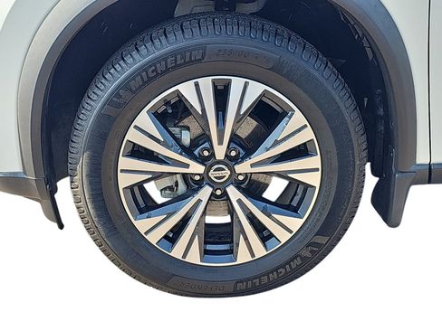 Used 2021 Nissan Rogue SV w/ Premium Package FWD image 27