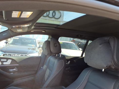 New 2026 Mercedes-Benz GLS 580 4MATIC image 12