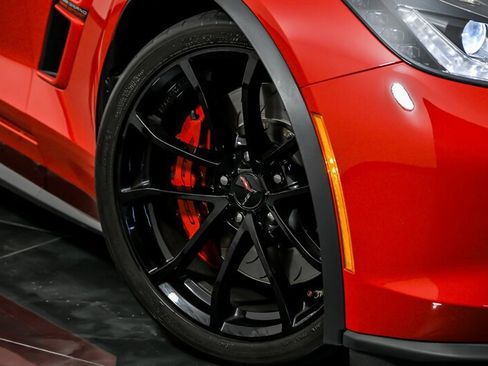 Used 2019 Chevrolet Corvette Grand Sport image 3