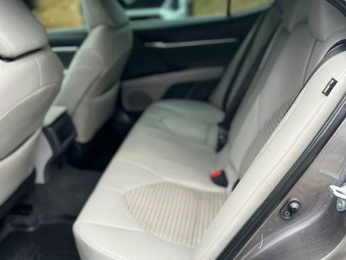 Used 2024 Toyota Camry SE w/ Convenience Package FWD image 11
