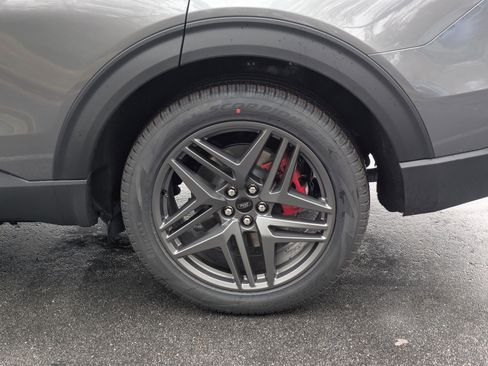 New 2026 Ford Explorer ST w/ Sun And Sound Package image 8