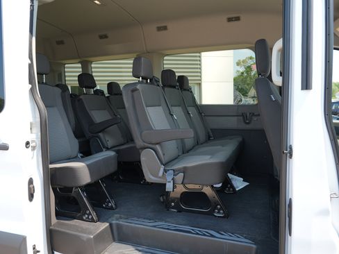 Used 2024 Ford Transit 350 XLT RWD image 15