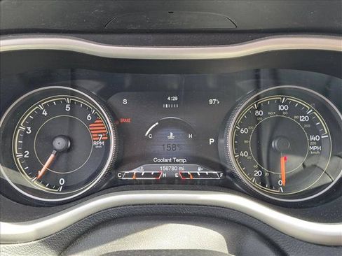 Used 2017 Jeep Cherokee Limited FWD image 16