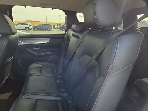Used 2024 MAZDA CX-90 3.3 Turbo w/ Preferred Plus AWD/4WD image 10