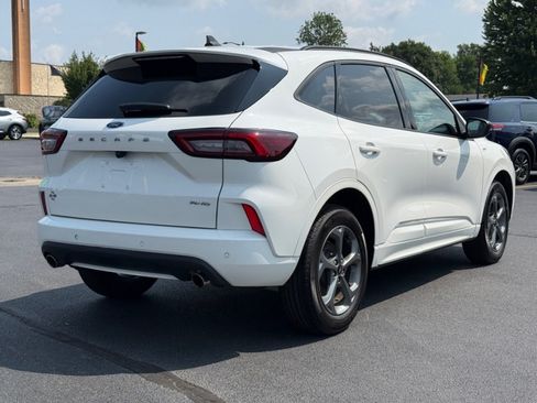 Used 2023 Ford Escape ST-Line w/ Tech Pack #1 AWD/4WD image 8