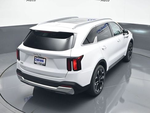 New 2026 Kia Sorento EX FWD image 57