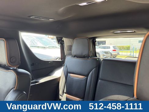 Used 2023 GMC Yukon AT4 AWD/4WD image 30