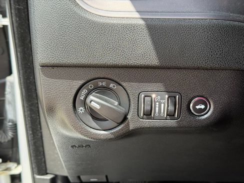 Used 2023 Dodge Charger R/T RWD image 18