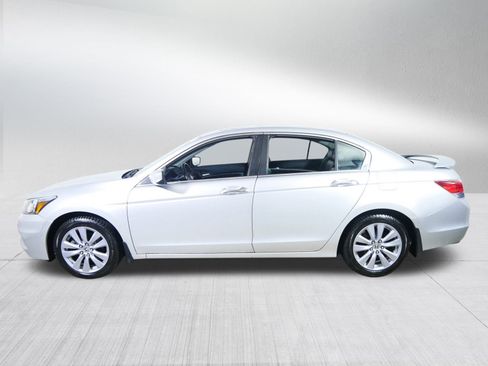 Used 2011 Honda Accord EX-L image 4