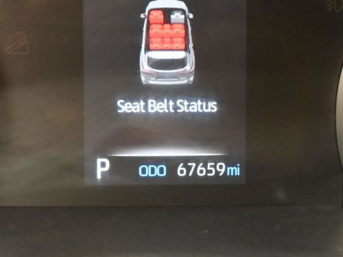 Used 2022 Toyota Highlander L image 15