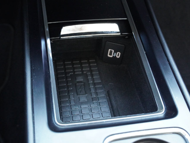 Used 2024 Lincoln Corsair Reserve w/ Equipment Group 201A FWD image 39
