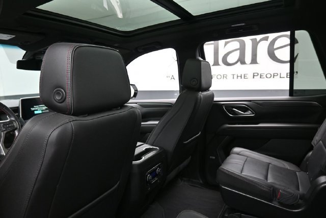 Used 2022 Chevrolet Tahoe RST w/ Luxury Package AWD/4WD image 26