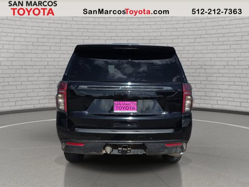 Used 2021 Chevrolet Suburban Z71 w/ Luxury Package AWD/4WD image 7