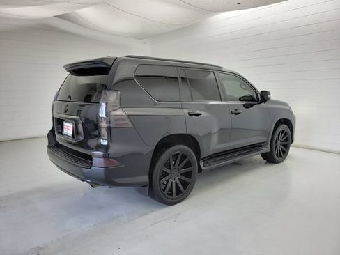 Used 2022 Lexus GX 460 Luxury w/ Accessory Package AWD/4WD image 5