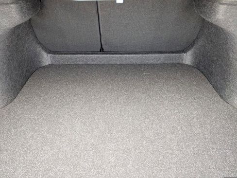 New 2026 Nissan Sentra SR w/ Floor Mat Package FWD image 29
