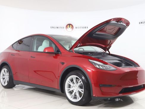 Used 2021 Tesla Model Y Long Range AWD/4WD image 20