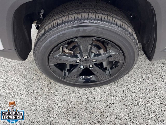 Used 2023 Jeep Grand Cherokee Altitude AWD/4WD image 7