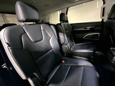 Used 2024 Kia Telluride S w/ S Sunroof Package image 37