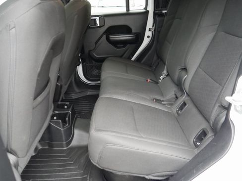 Used 2020 Jeep Gladiator Sport w/ Quick Order Package 24S image 24