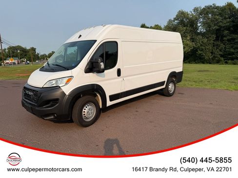 Used 2023 RAM ProMaster 2500 FWD image 2
