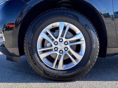 Used 2020 Buick Enclave Essence image 35