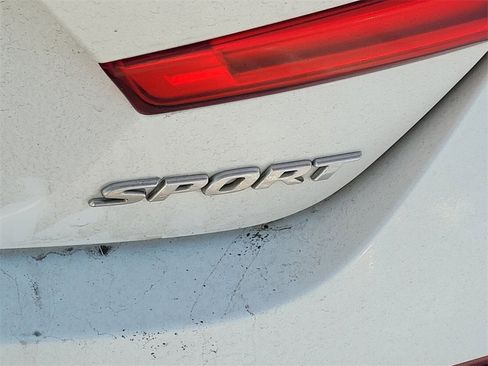 Used 2021 Honda Accord Sport image 8