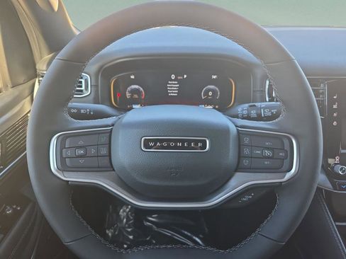 New 2025 Jeep Wagoneer Series II w/ Premium Group I RWD image 23