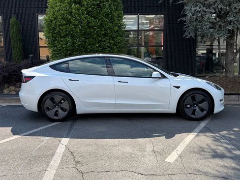 Used 2021 Tesla Model 3 Standard Range Plus RWD image 21