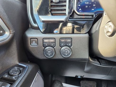Used 2022 Chevrolet Silverado 1500 High Country image 19